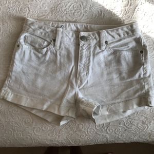 white jean shorts